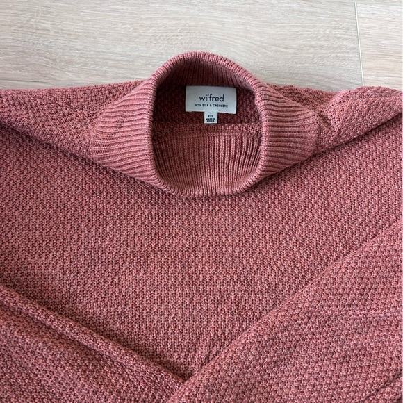 Aritzia Wilfred Women’s Silk & Cashmere terracotta sweatshirt Size 2 extra small - Picture 2 of 5